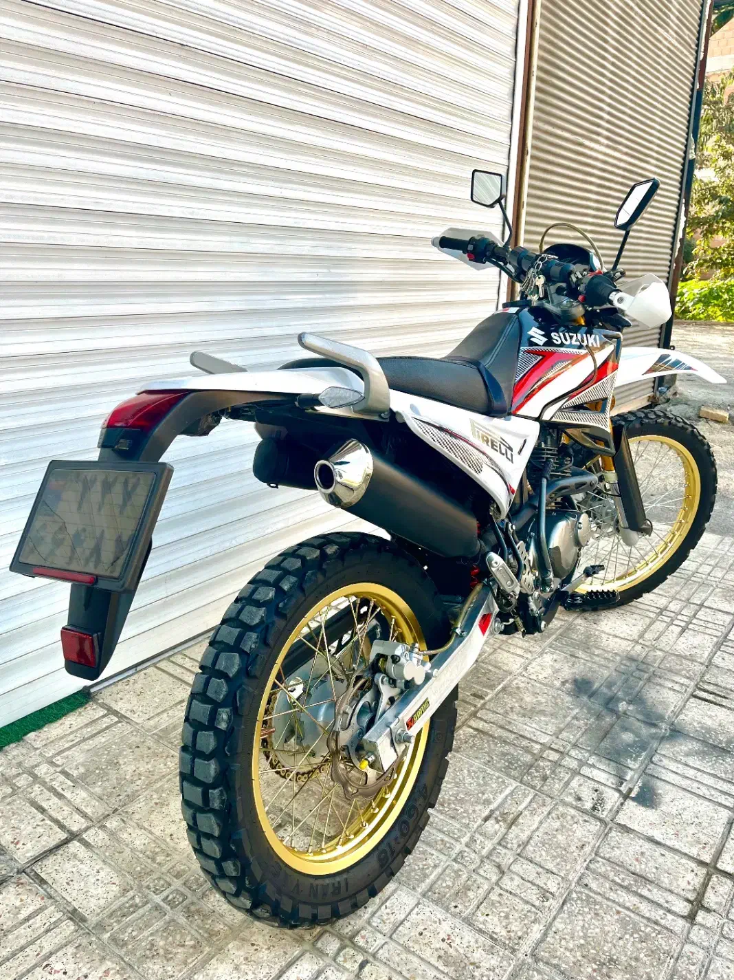 تریل روان|موتورسیکلت|ساری, |دیوار