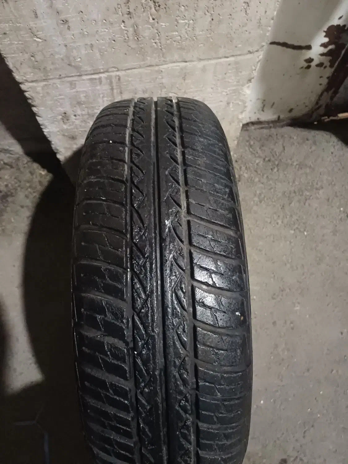 لاستیک بارز|قطعات یدکی و لوازم جانبی|تهران, بیسیم|دیوار