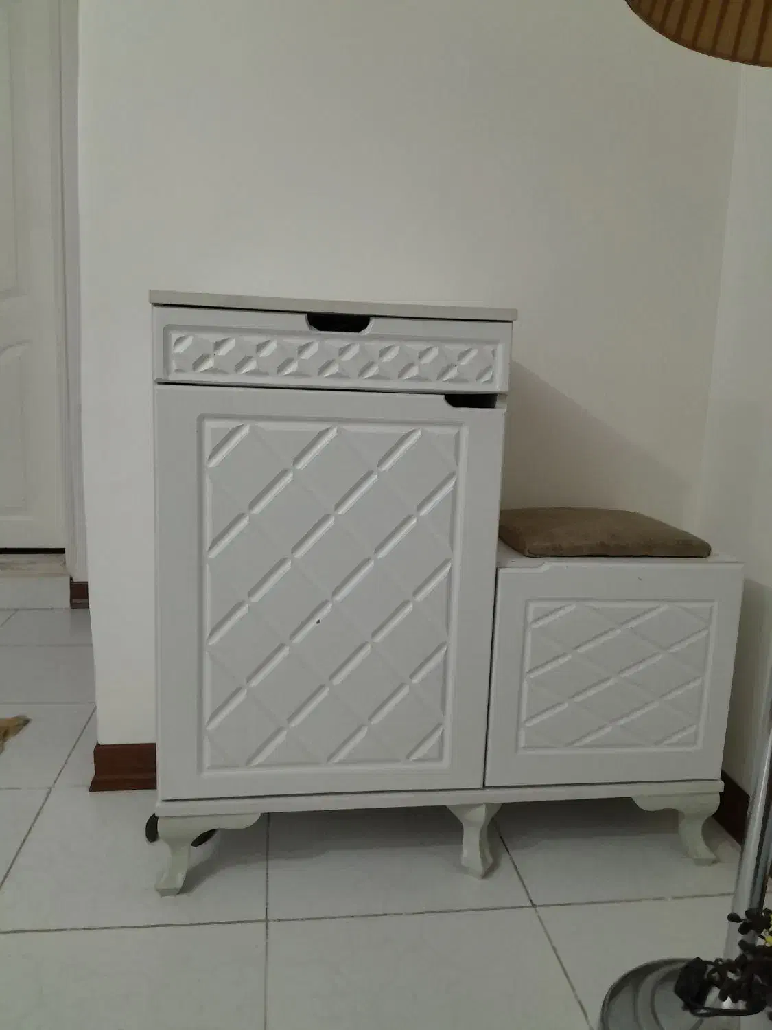 جاکفشی دو در کشو دار نشیمن دار در حد نو|جاکفشی، کمد، دراور|بومهن, |دیوار