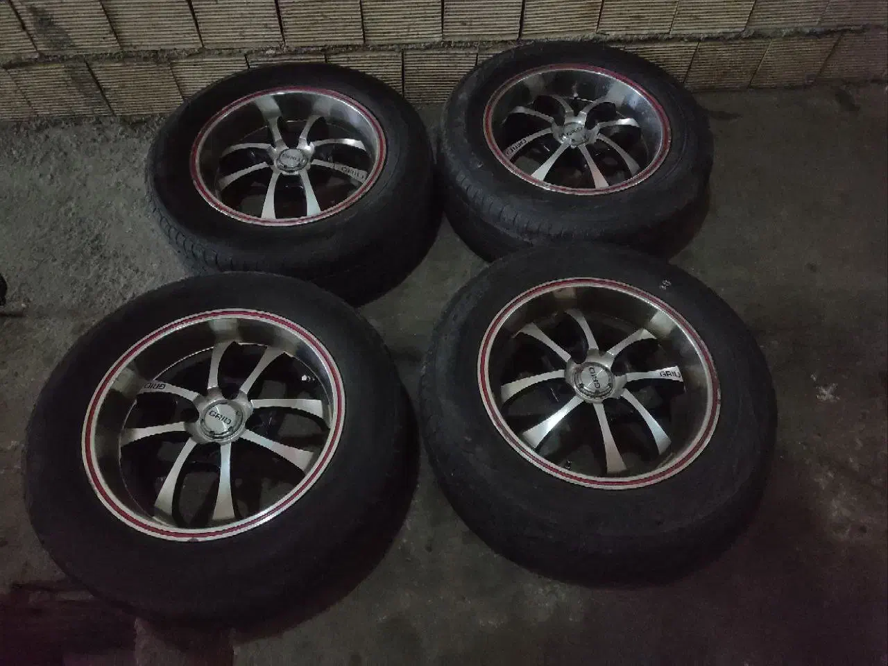 لاستیک ورینگ|قطعات یدکی و لوازم جانبی|چهارباغ, |دیوار