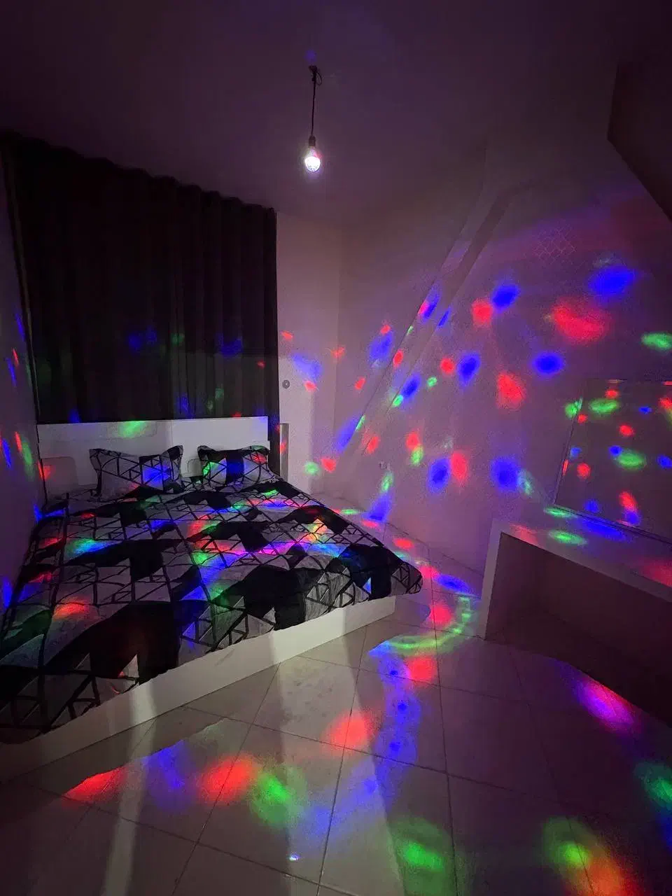 اجاره سوییت دربست مبله|اجارهٔ کوتاهمدت آپارتمان و سوئیت|مشهد, الهیه|دیوار