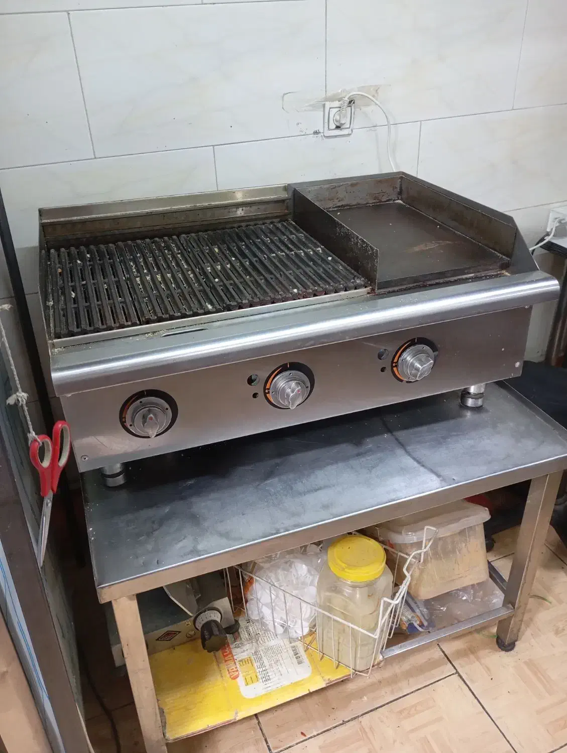 گریل ذغالی ترکیبی|کافی‌شاپ و رستوران|وحیدیه, |دیوار