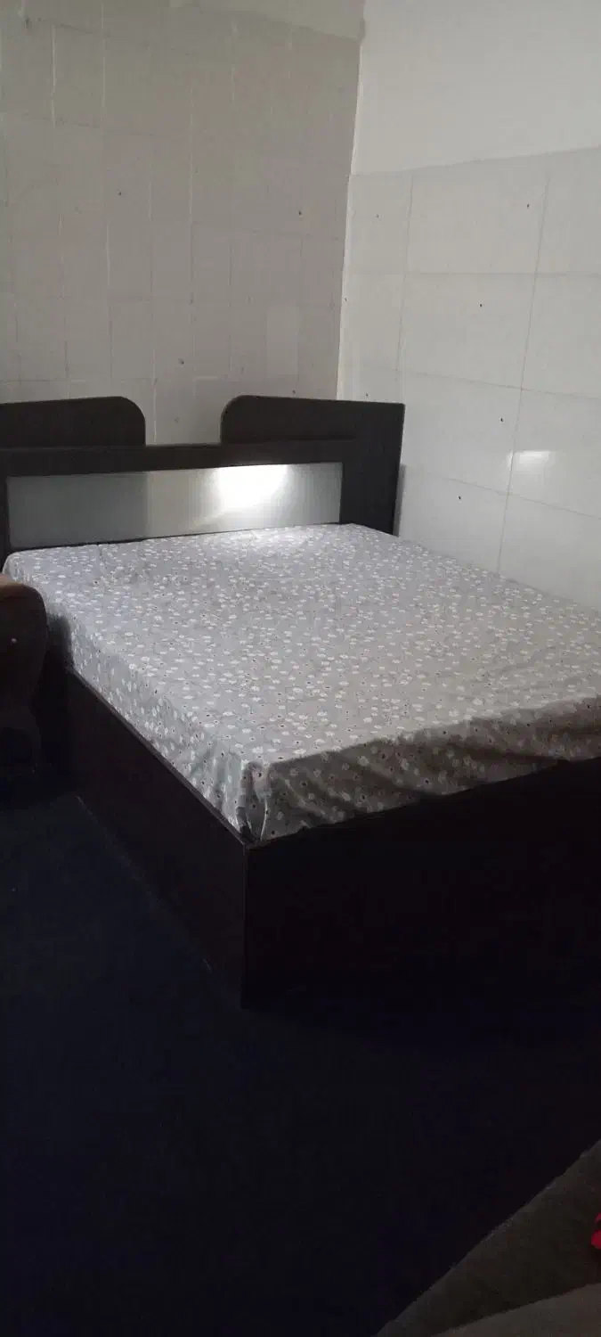 تشک و تخت و خواب|تخت و سرویس خواب|مریوان, |دیوار