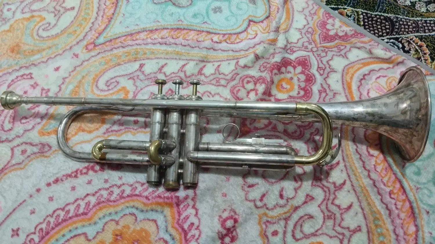 ترومپت یاماها|سازهای بادی|محمدیه-قزوین, |دیوار