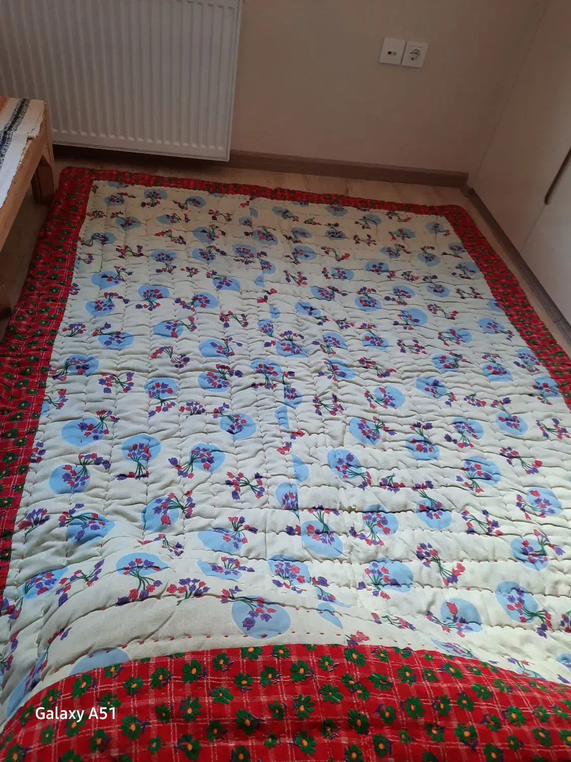 تشک و لحاف|رختخواب، بالش، پتو|مرند, |دیوار