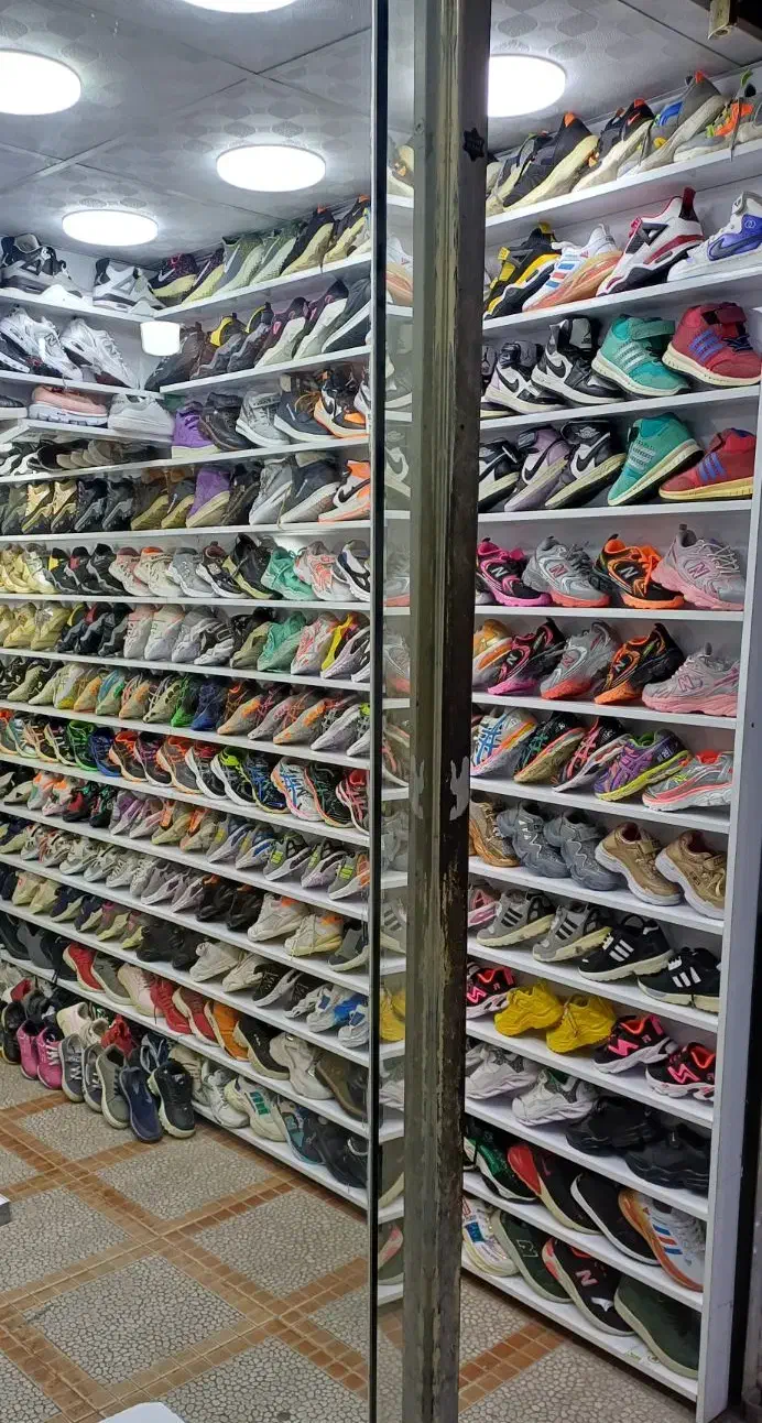 کتونی زنانه و بچه گانه|کیف، کفش، کمربند|بروجرد, |دیوار