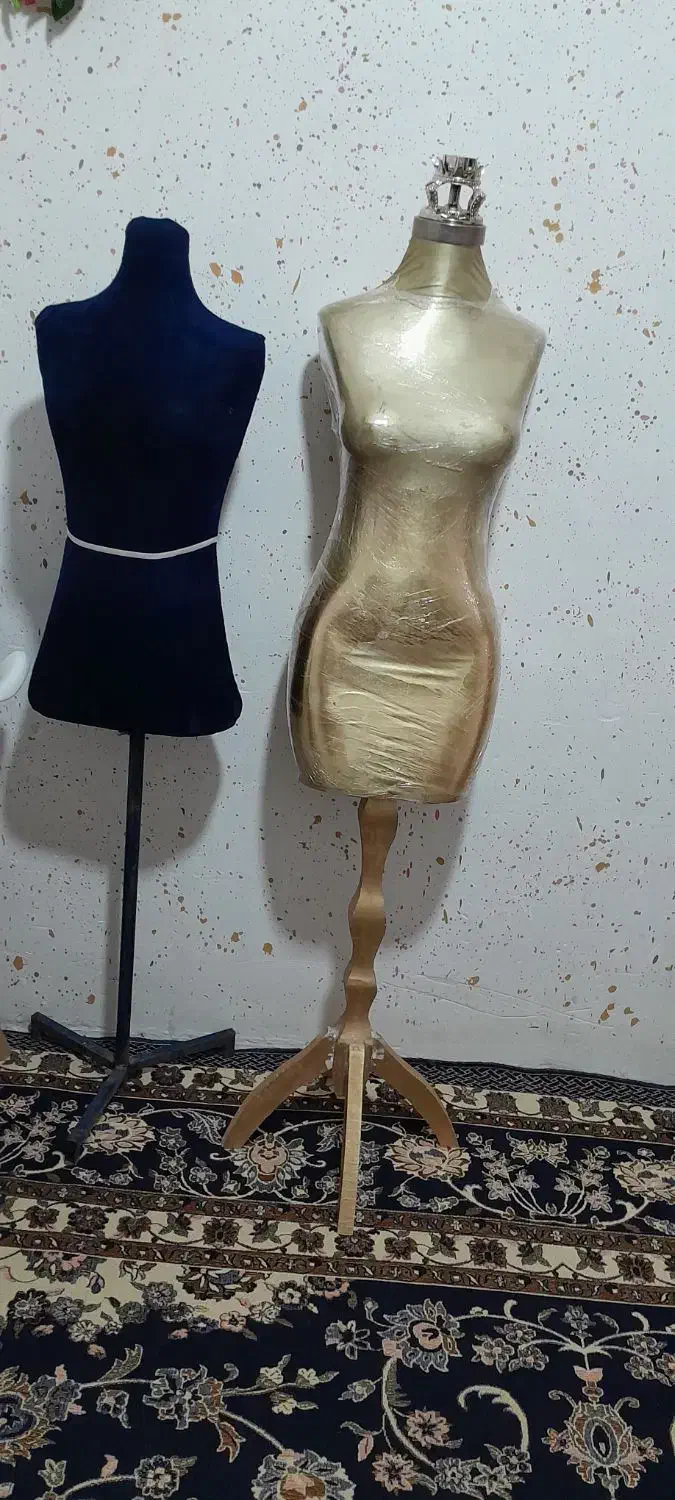 میز چرخ خیاطی|چرخ خیاطی و ریسندگی|سیرجان, |دیوار