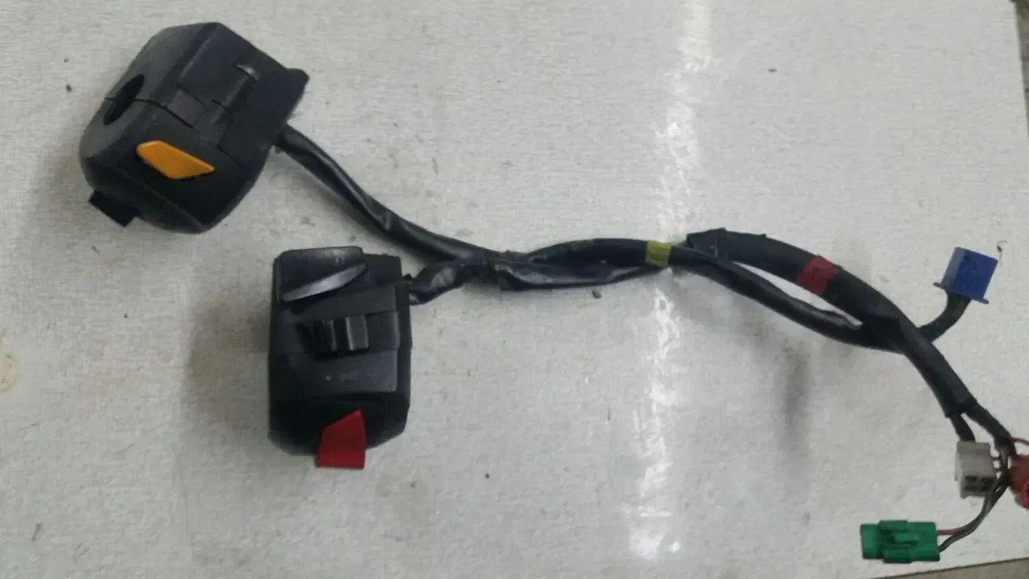 لوازم آپاچی 180|قطعات یدکی و لوازم جانبی|تهران, آهنگران (سراسیاب دولاب)|دیوار