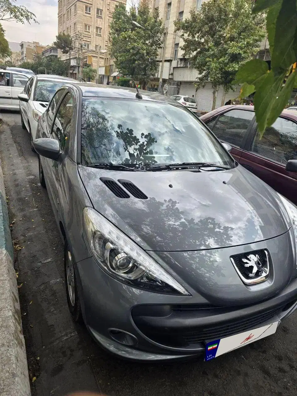 ۲۰۷ اتومات۹۷ / سند دسته اول / بدون رنگ و ضربه|خودرو سواری و وانت|تهران, دردشت|دیوار