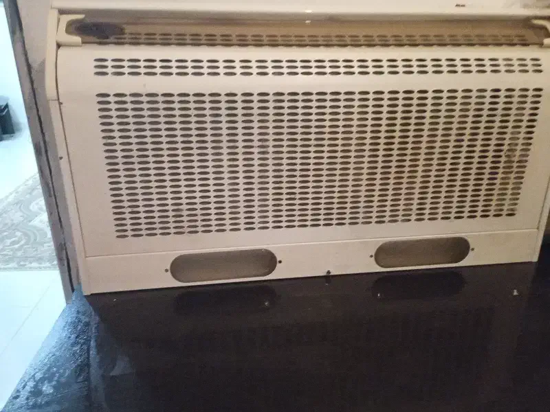 هود|هود|ورامین, ورامین|دیوار