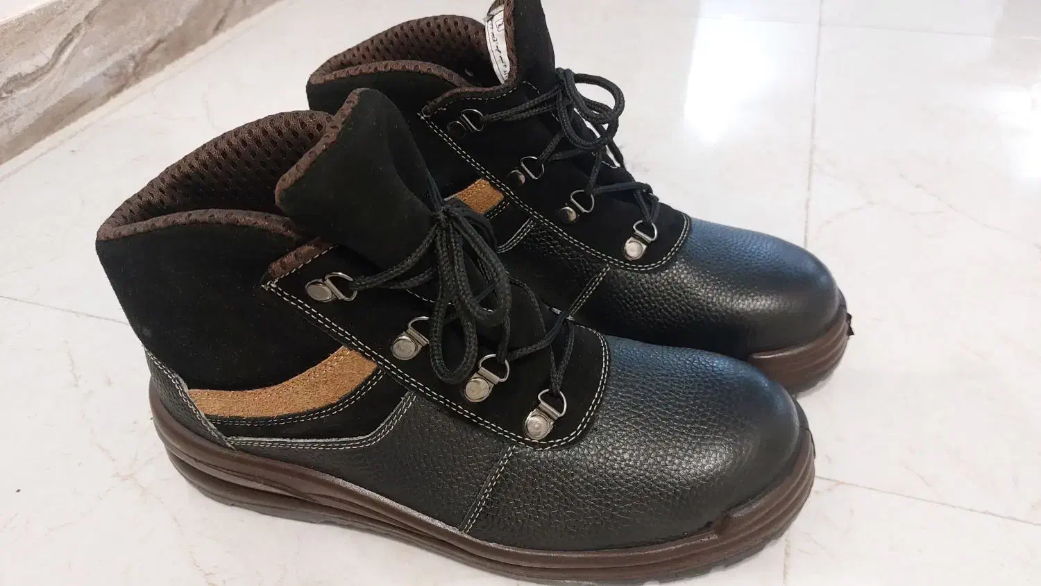 کفش ایمنی سایز ۴۳|کیف، کفش، کمربند|سبزوار, قاضی زاد|دیوار