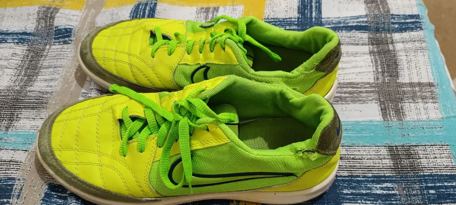 کفش سالنی|کیف، کفش، کمربند|لنجان, |دیوار