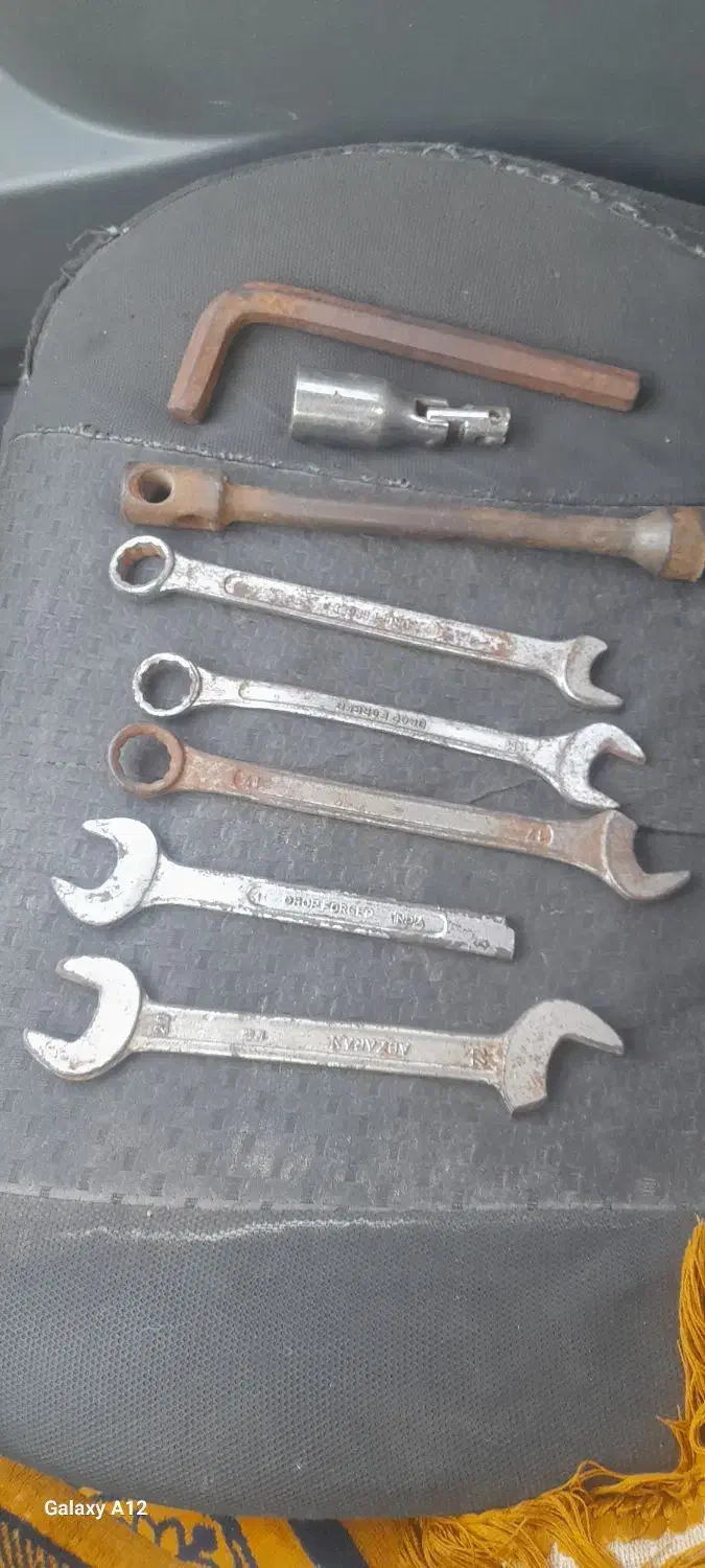 سلام یک جک ماشین چنتااچارتمیز|ابزارآلات|اهواز, کوی مندلی(سه راه خرمشهر)|دیوار