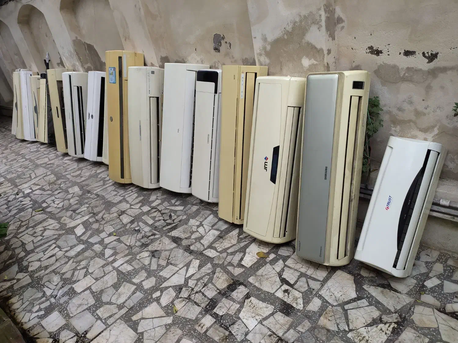 جهت فروش کولر سوخته و خراب تماس بگیرید|کولر گازی و فنکوئل|رشت, بازار|دیوار