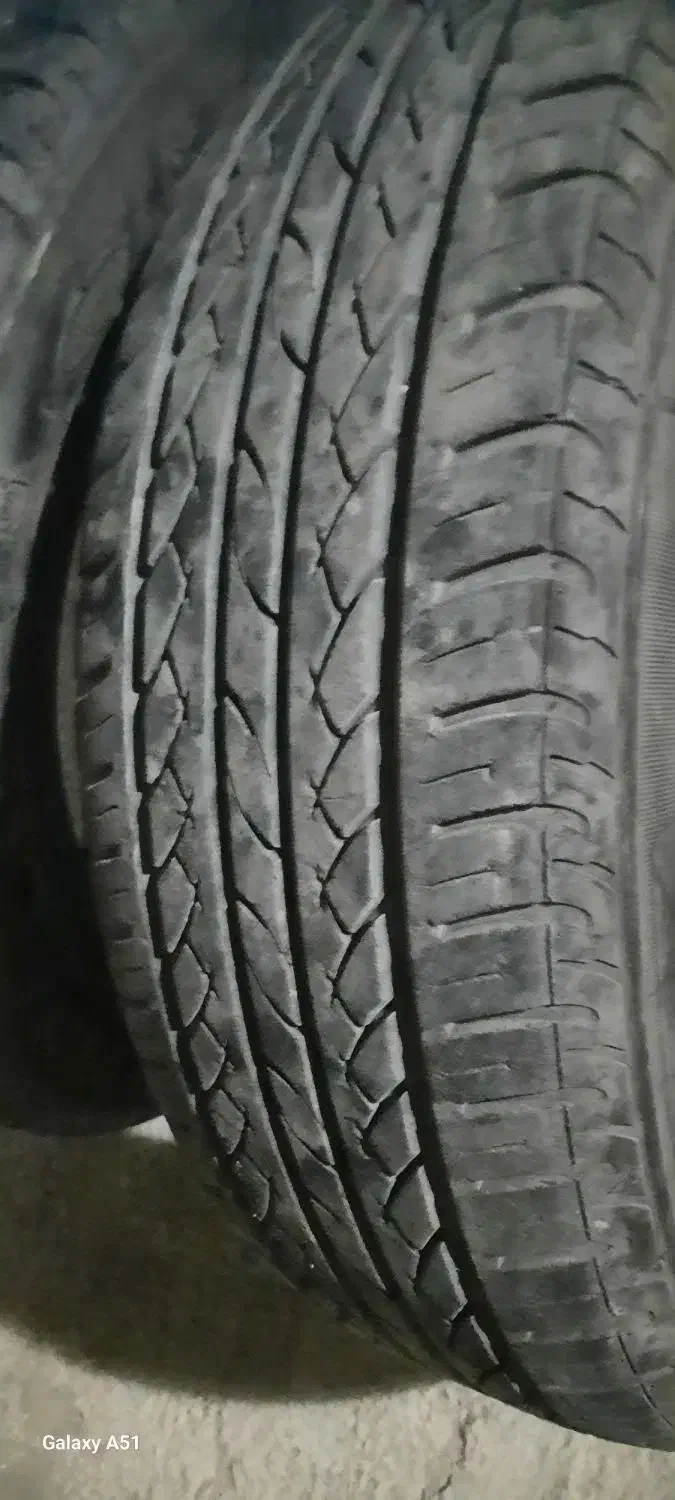 لاستیک|خودرو سواری و وانت|سنندج, |دیوار