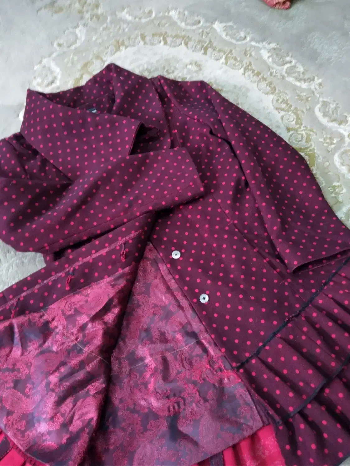 پالتوهای گرم وزیبادرحدنو|لباس|فومن, |دیوار