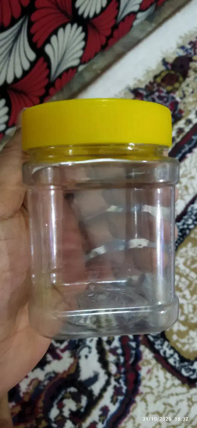 ظروف پلاستیکی نیم کیلویی|ظروف نگهدارنده، پلاستیکی، یک‌بارمصرف|باوی, |دیوار