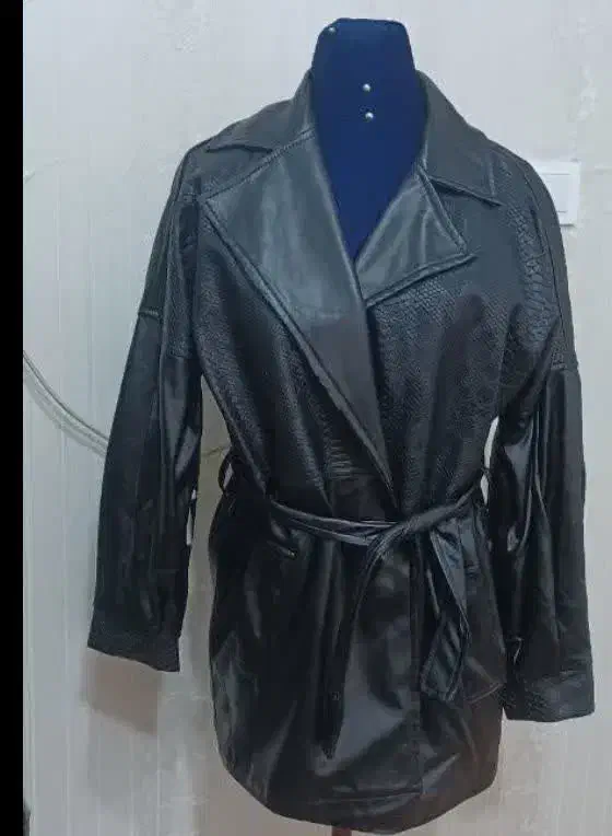 مغازه مانتو پالتو دست دوم|لباس|خرمآباد, |دیوار