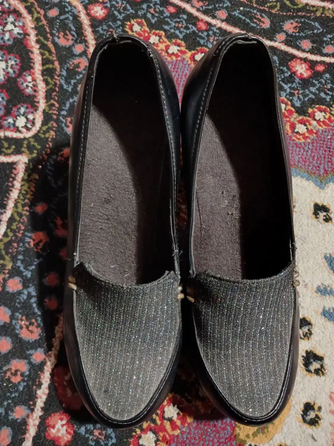 صندل|کیف، کفش، کمربند|رشت, رودباری|دیوار