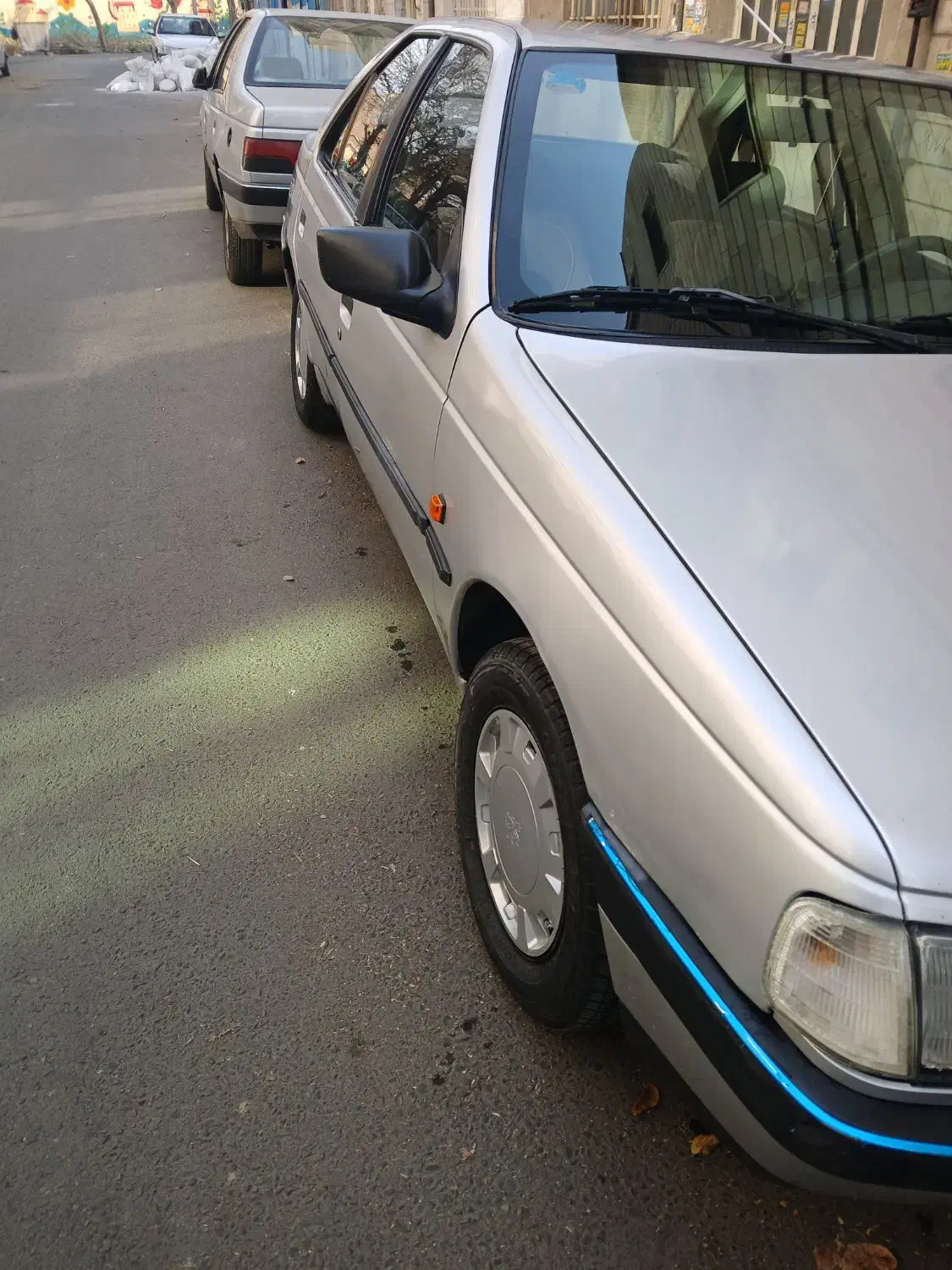 پژو ۴۰۵ مدل ۸۸|خودرو سواری و وانت|تهران, بهداشت|دیوار