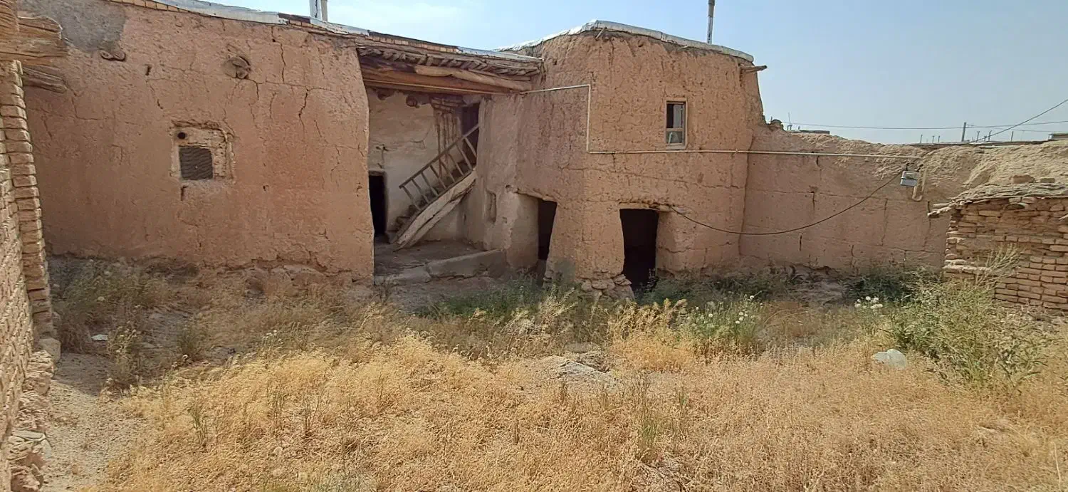 خانه قدیمی با قیمت مناسب ...|فروش زمین و ملک کلنگی|داران, |دیوار