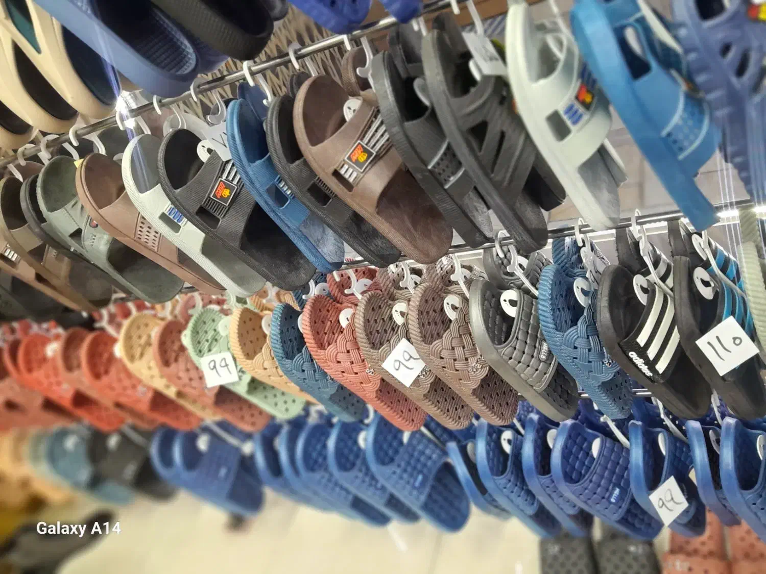 دمپایی قیمت پخش|کیف، کفش، کمربند|شاهینشهر, فردوسی|دیوار