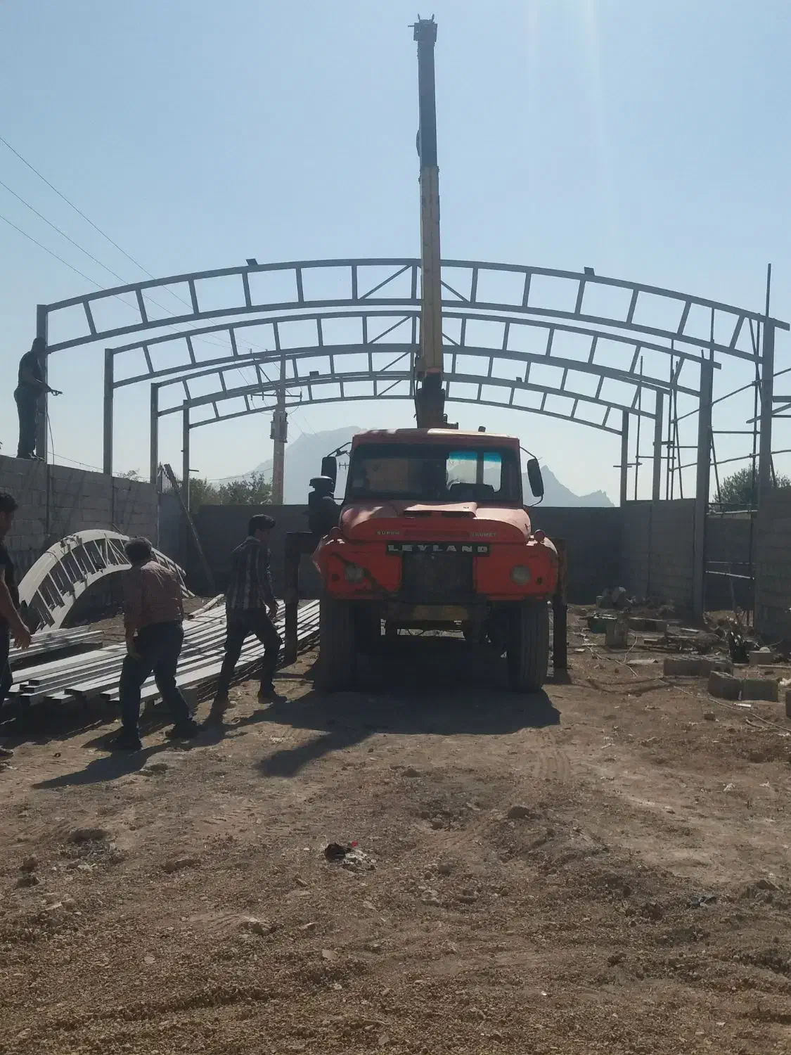 اجرای اسکلت فلزی ساخت درب پنجره|خدمات پیشه و مهارت|فلاورجان, |دیوار