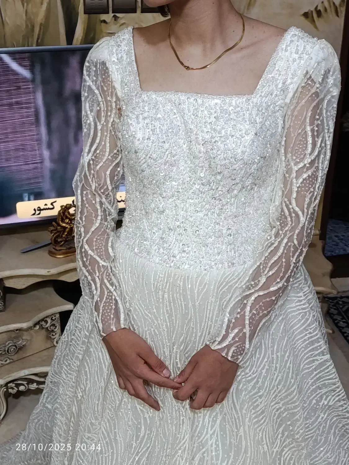 فروش لباس عروس|لباس|اصفهان, قهجاورستان|دیوار