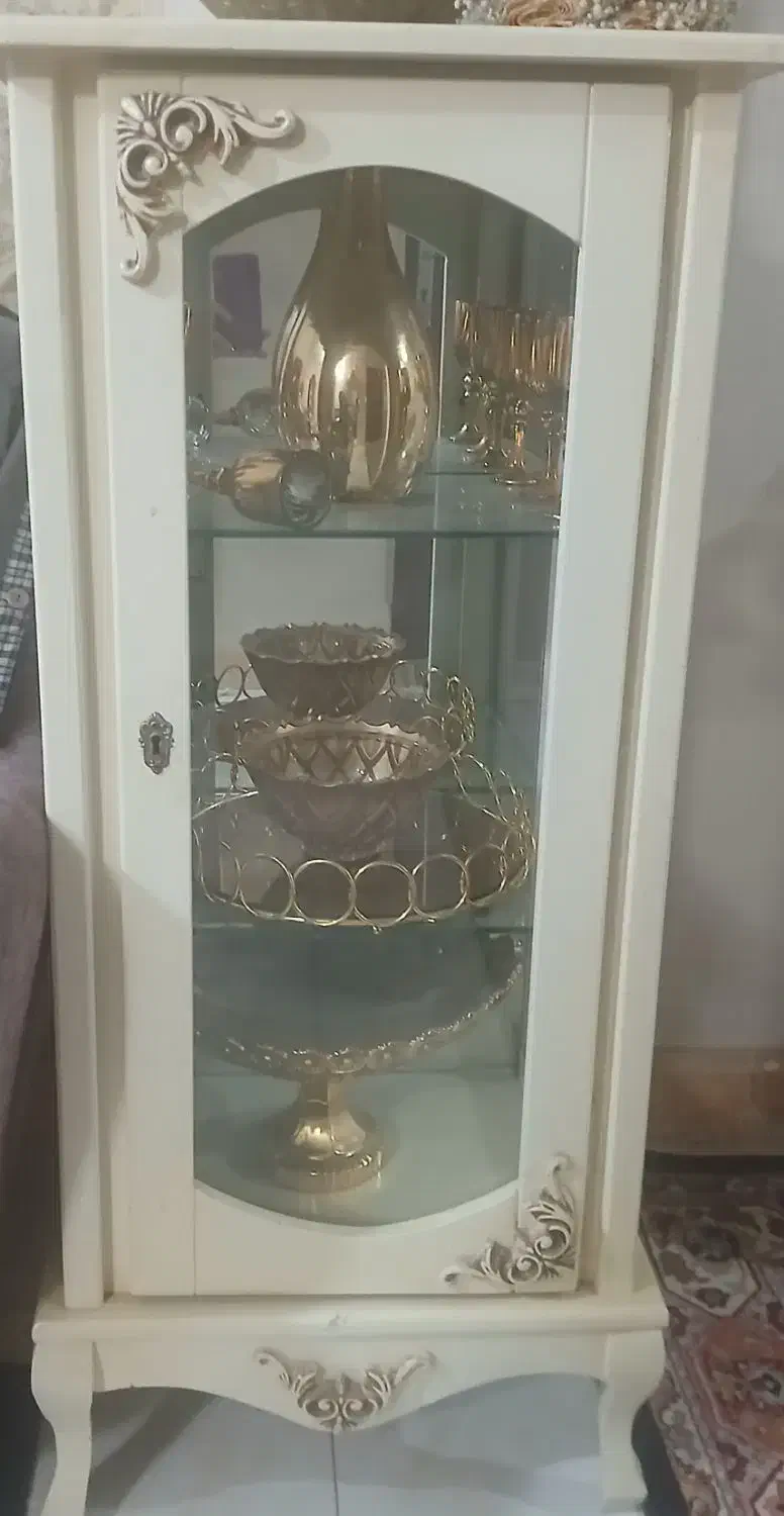 دوعدد آباژورسالم و یک عد پارتیشن|چراغ خواب و آباژور|قرچک, شهرک طلائیه|دیوار