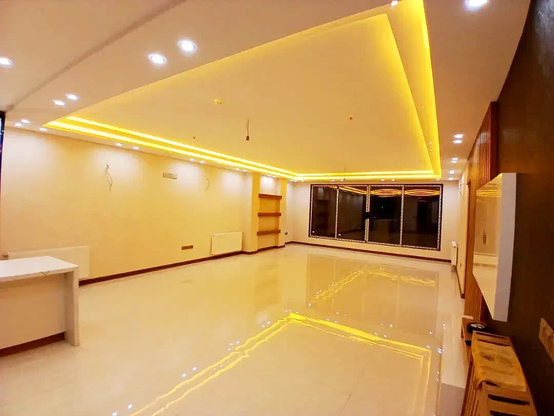 فروش واحد ۱۶۰ متری / ۳ خواب مستر / ویو پارک|فروش آپارتمان|اصفهان, خلیل آباد|دیوار