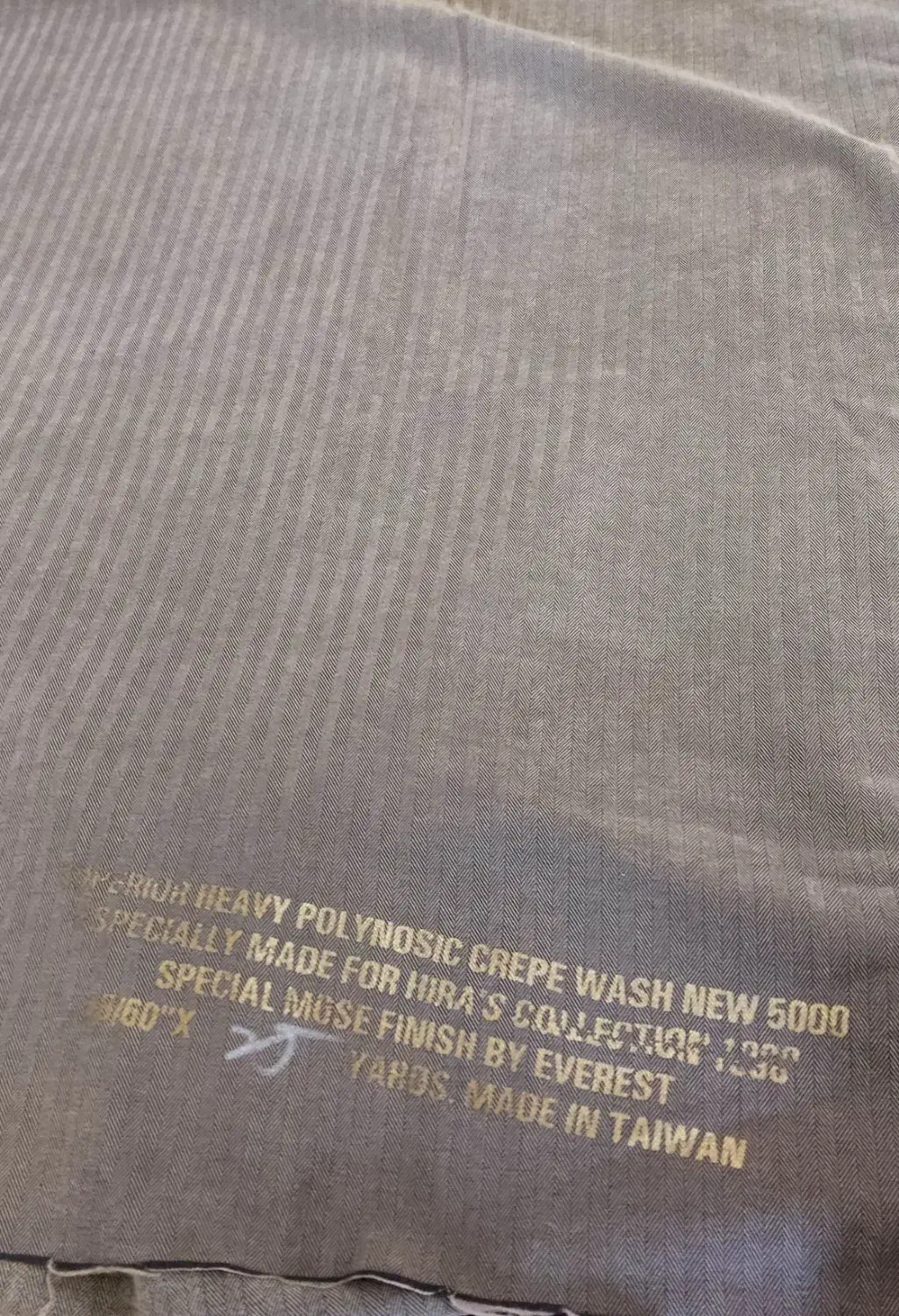 پارچه گاباردین|لباس|تهران, سوهانک|دیوار