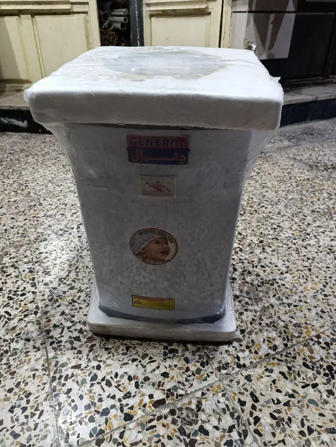 آبگرمکن برقی و گازی|آبگرمکن، پکیج، شوفاژ|بندر ماهشهر, |دیوار