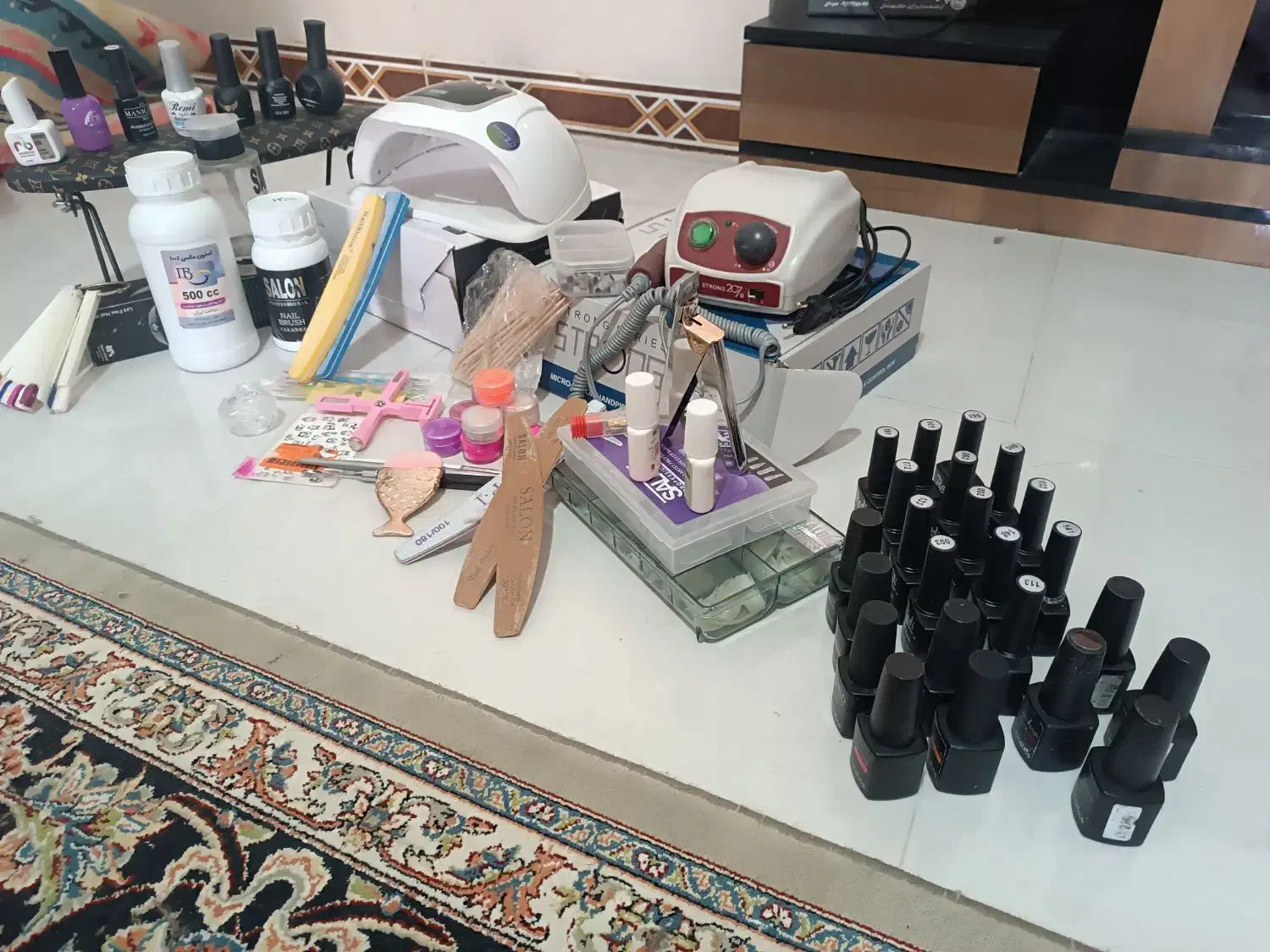 لوازم کاشت ناخن فروش فوری|آرایشی، بهداشتی، درمانی|کرمانشاه, |دیوار