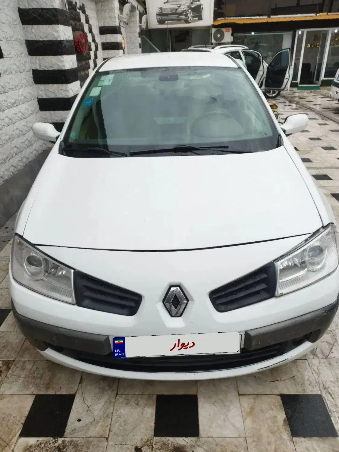 مگان سفید مدل ۹۱ اتومات|خودرو سواری و وانت|رشت, کوی امام رضا|دیوار