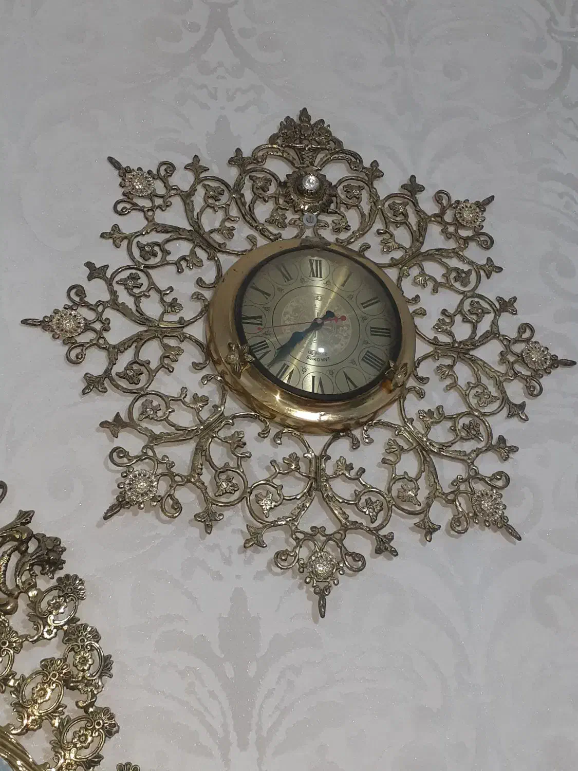 ساعت برنز و سرویس پذیرایی کاملا نو و ساعت چوبی|ساعت دیواری و تزئینی|اراک, |دیوار