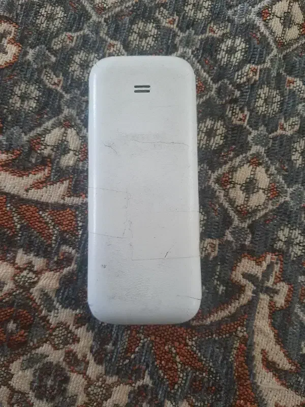 گوشی بی ۳۱۰|موبایل|همدان, |دیوار