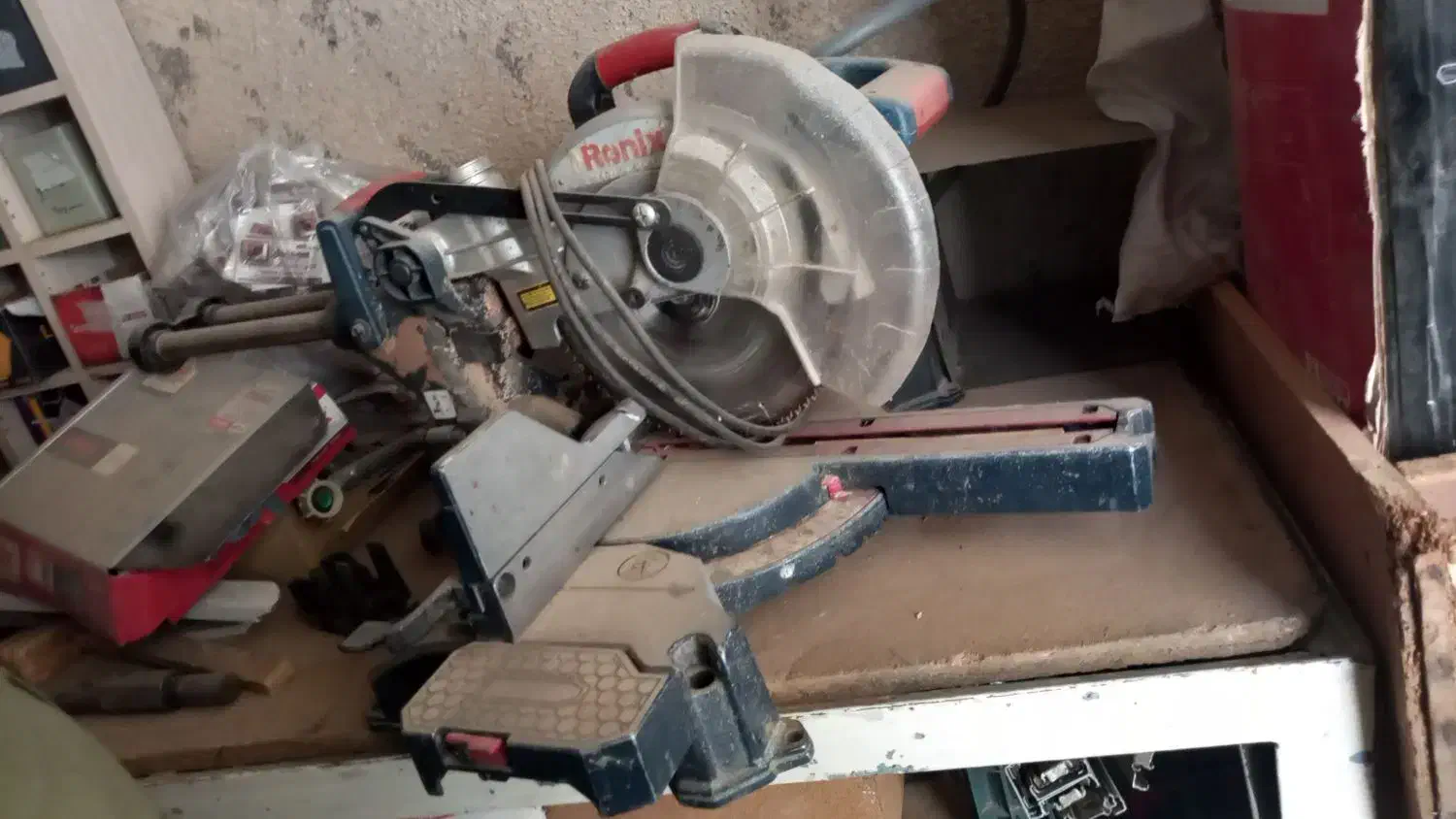 فارسی بر|ابزارآلات|بردسکن, |دیوار