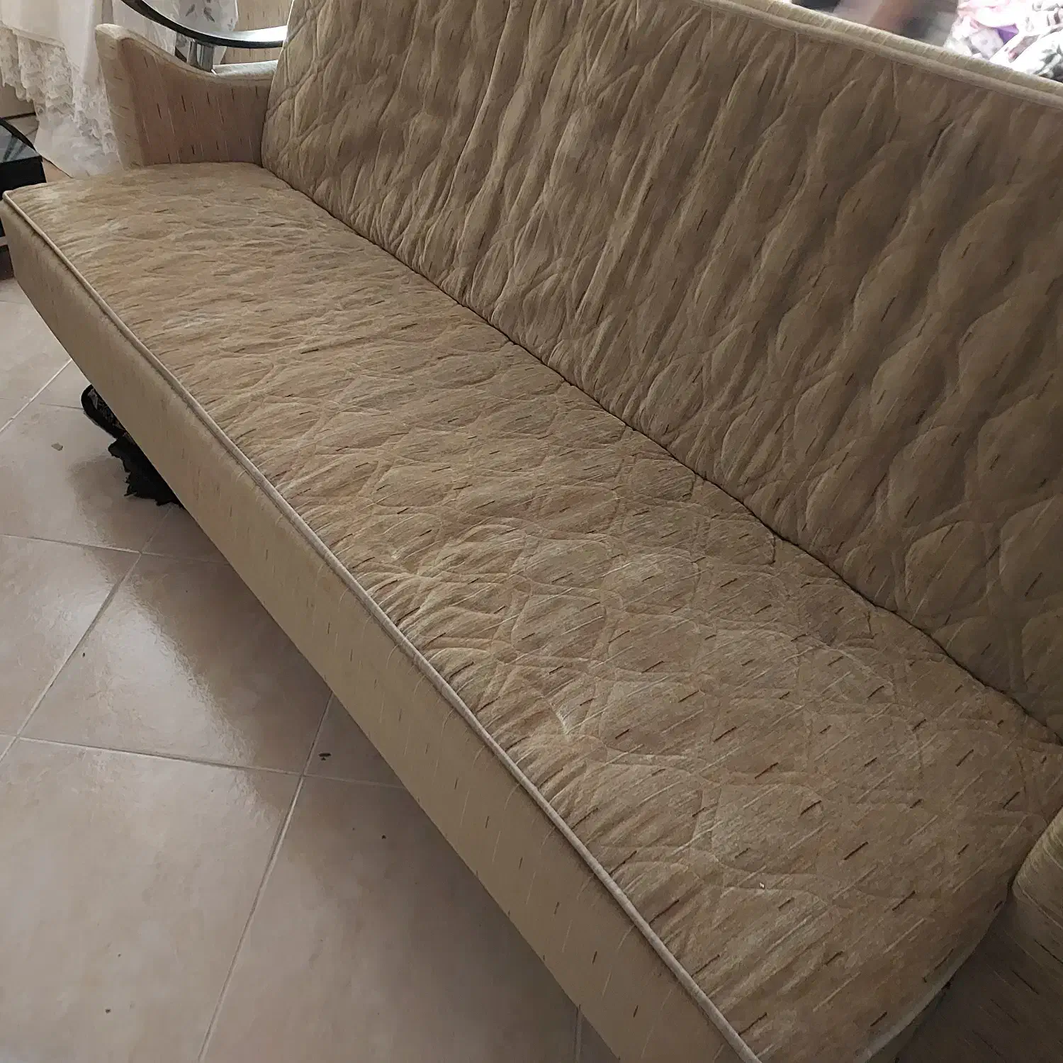 یک دست هشت نفره تخت شو مشابه نو|مبلمان خانگی و میز عسلی|ارومیه, |دیوار