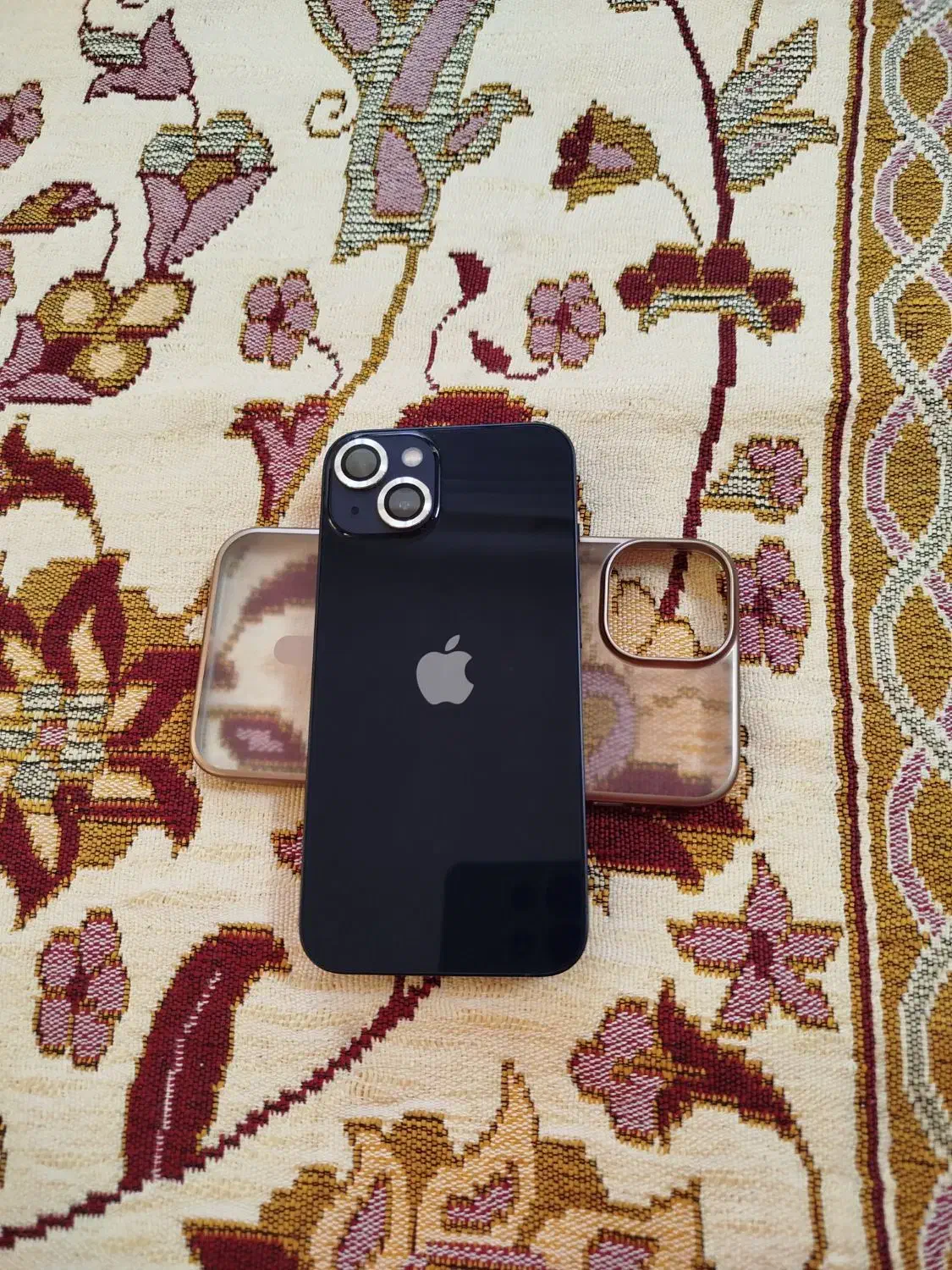 آیفون ۱۳ درحدصفر ۷ ماه گارانتیش موجود هست باتری ۹۰|موبایل|اهر, |دیوار