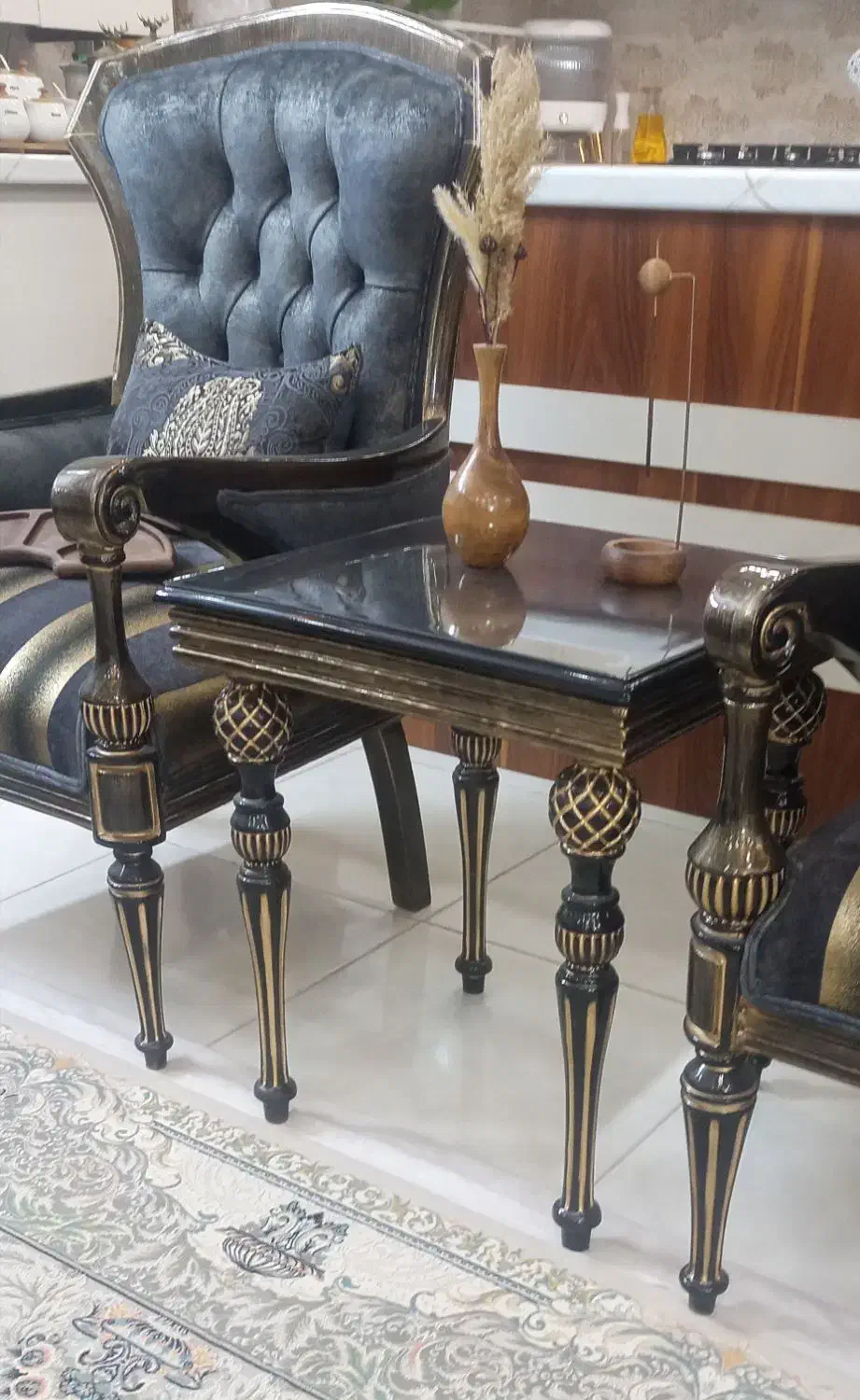 گل میز|مبلمان خانگی و میز عسلی|یزد, |دیوار