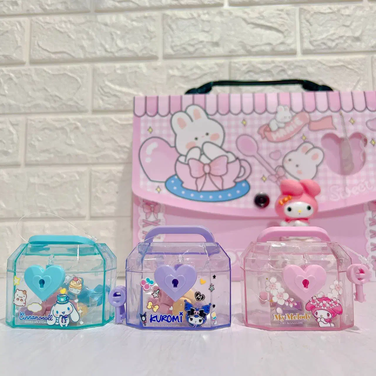 پاک کن جعبه ای کلید دار کرومی ، ملودی ، سینایورول|لوازم التحریر|قم, سالاریه|دیوار