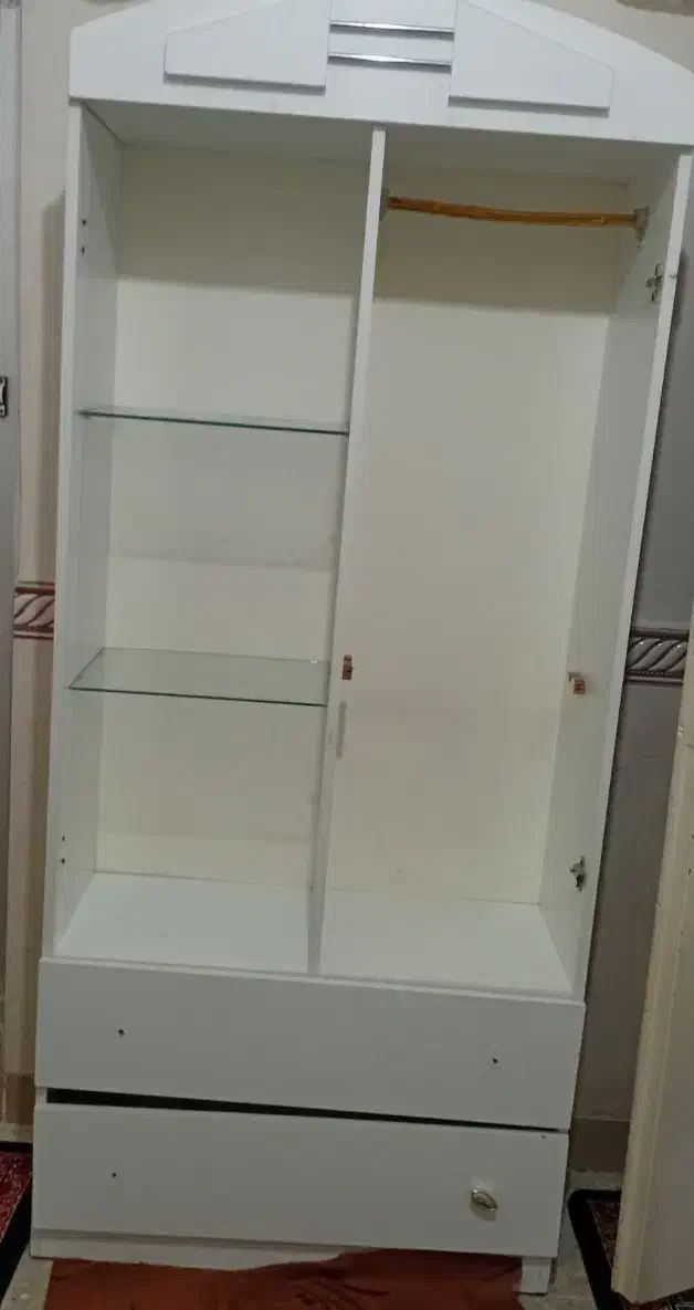 کمد|جاکفشی، کمد، دراور|قدس, شهر‌قدس|دیوار