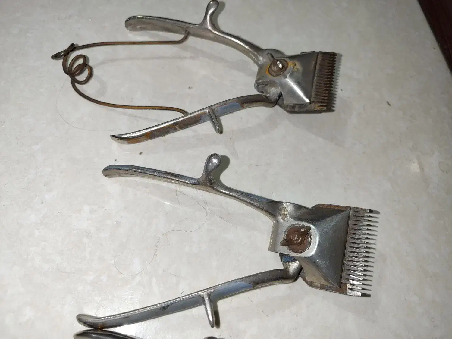 ۵ عدد ماشین اصلاح کلکسیونی دستی آلمانی|کلکسیون اشیاء عتیقه|رباط‌کریم, رباط‌کریم|دیوار