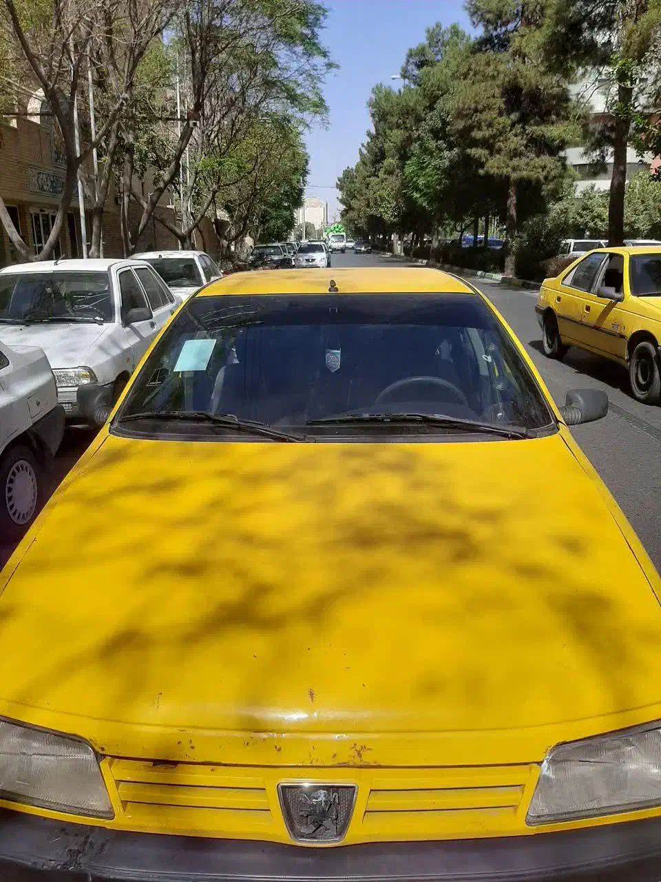 پژو 405 GLX - دوگانه سوز CNG، مدل ۱۳۹۰|خودرو سواری و وانت|قم, آذر (نکویی)|دیوار
