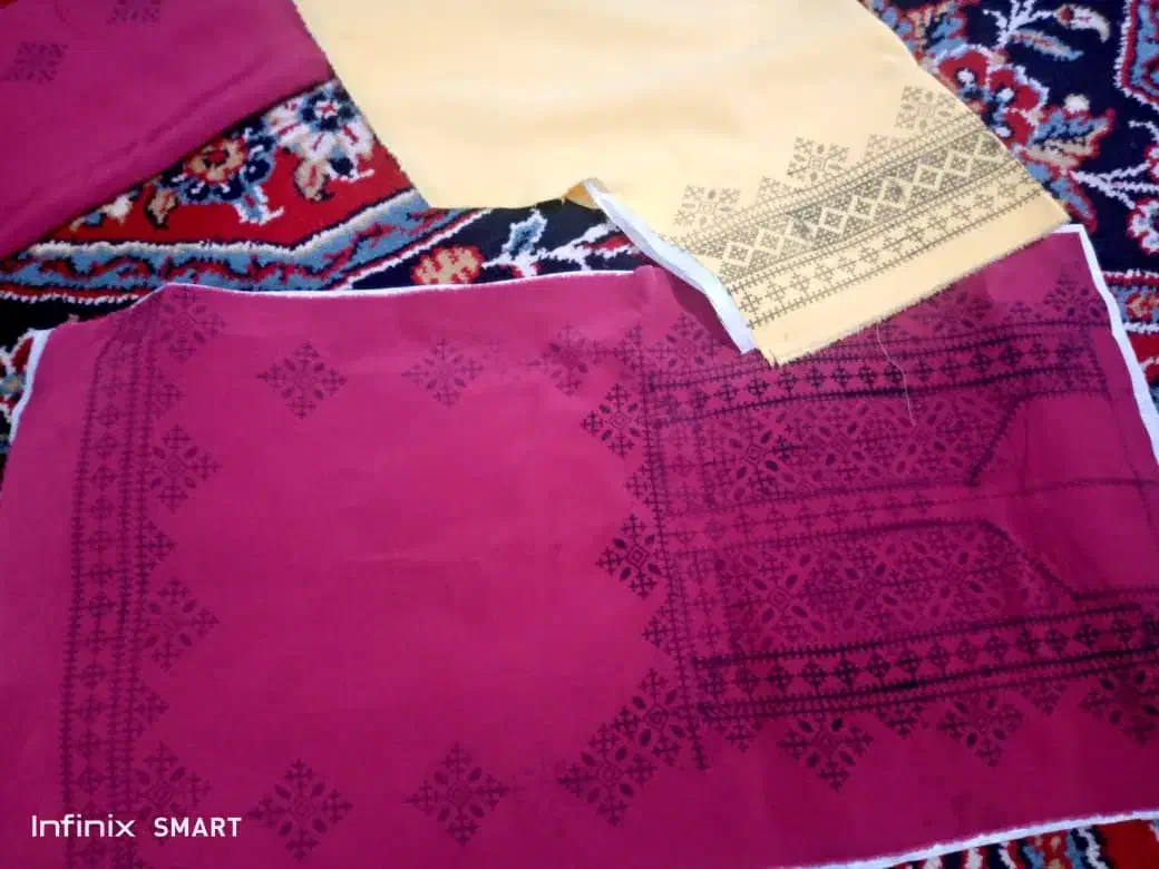 زیاستین|لباس|خاش, |دیوار