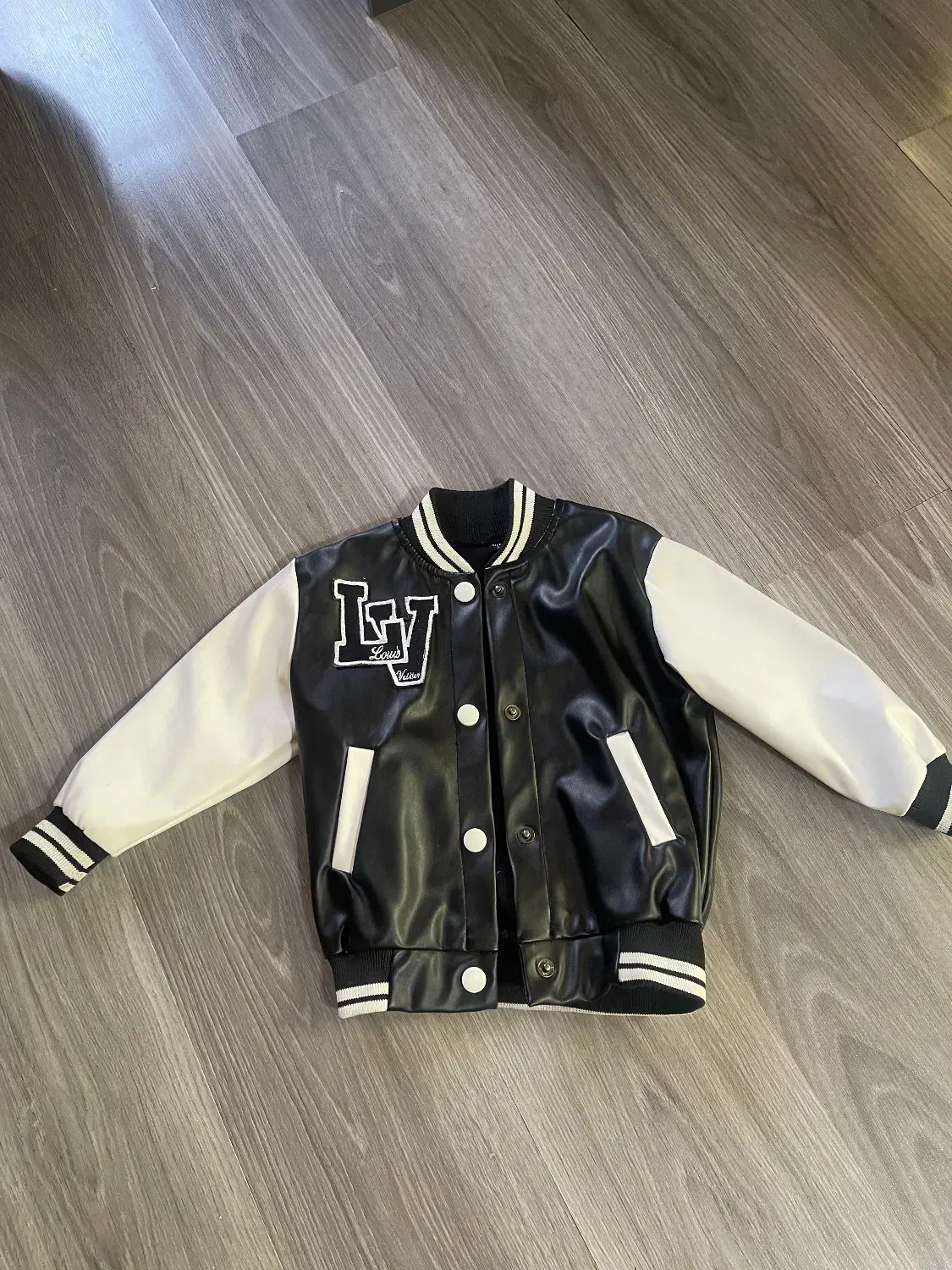 لباس بچگانه|کفش و لباس بچه|تهران, بریانک|دیوار