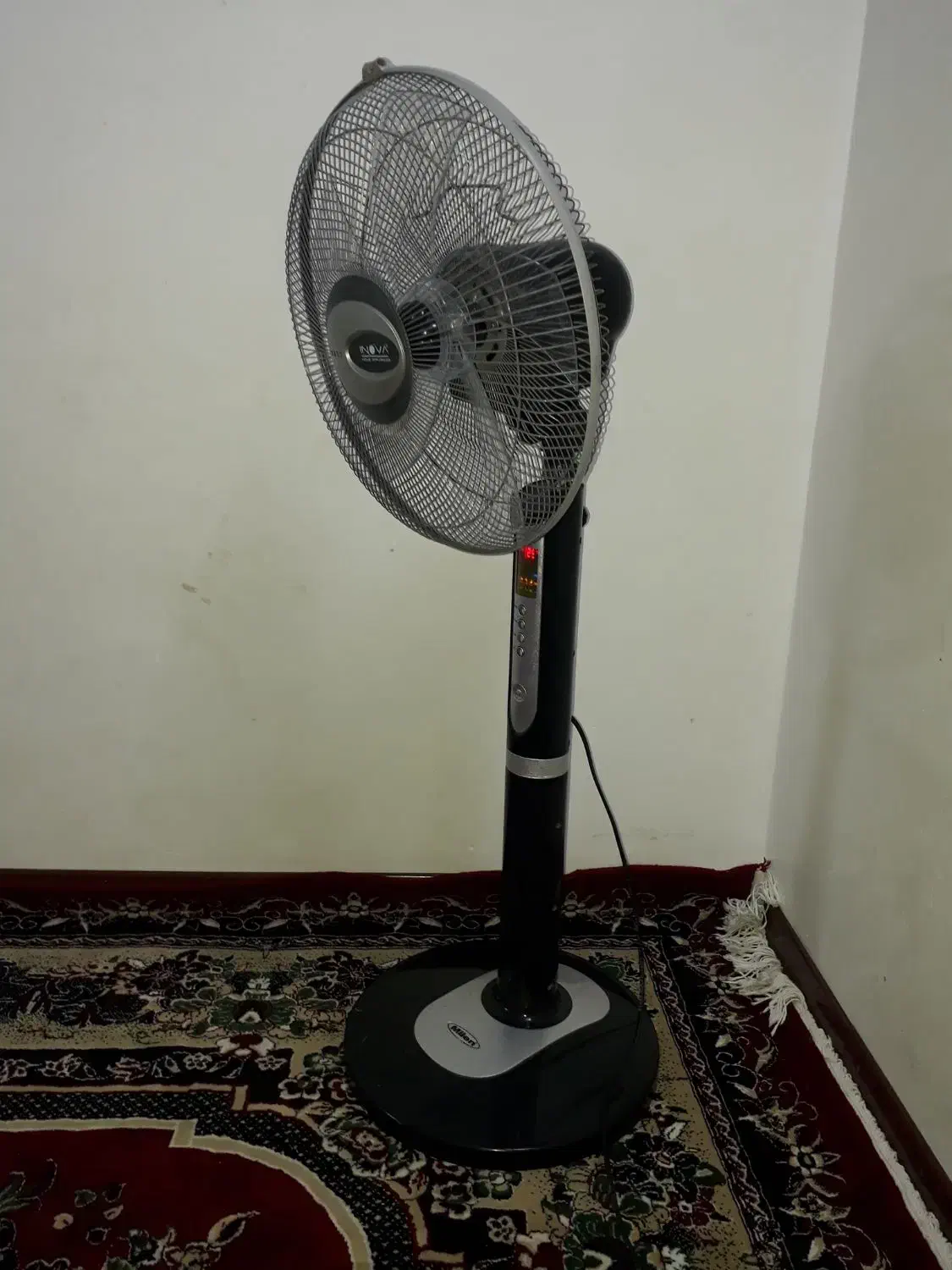 پنکه ایستاده اصلی مارک خارجی فروشی|پنکه و تصفیه‌کنندهٔ هوا|قم, حقیقت|دیوار
