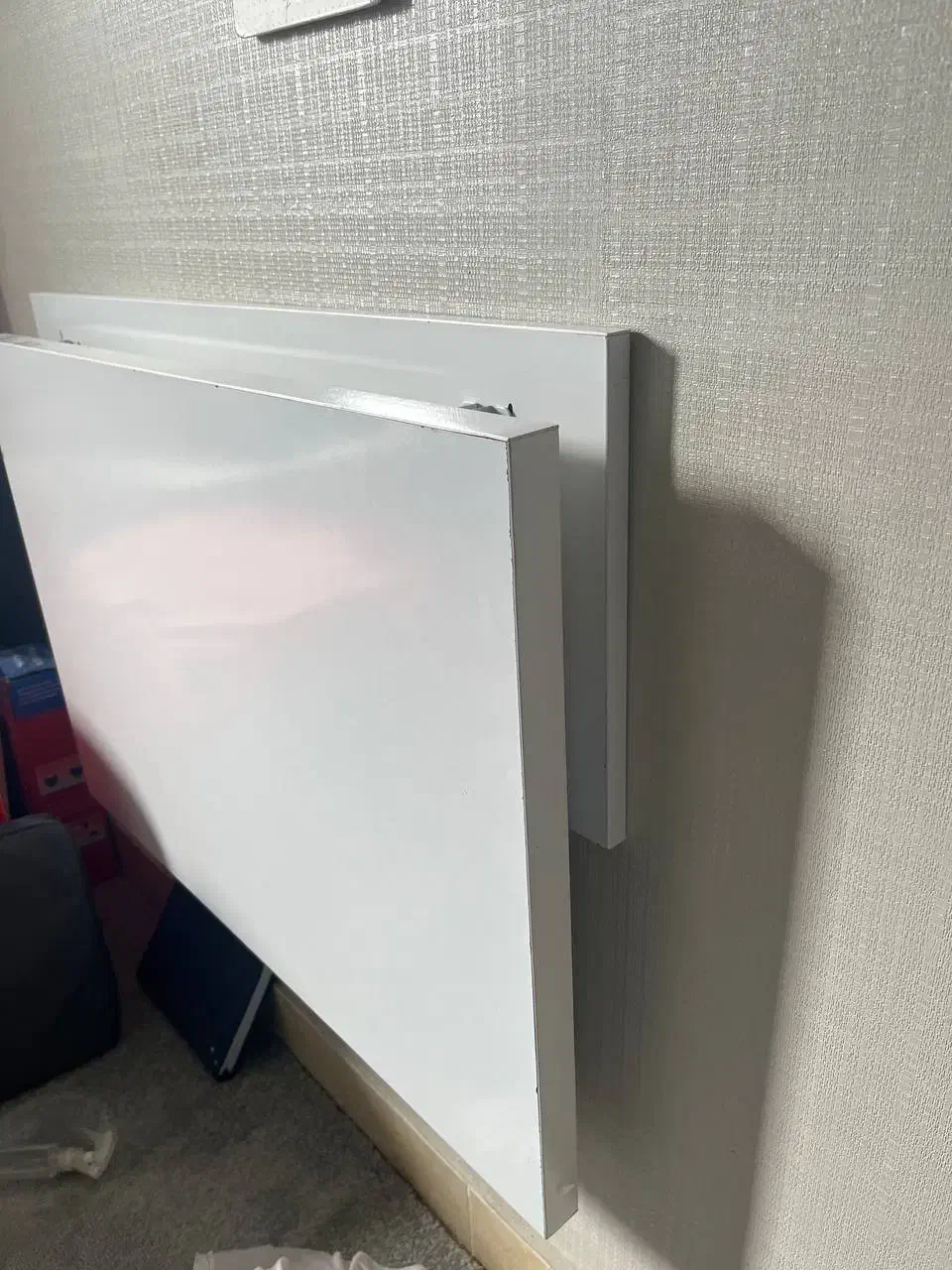 میز تحریر|میز تحریر و کامپیوتر|فومن, |دیوار