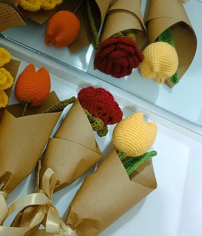 مژده برای کادویی های چهارمحالی.شاخه گل تک|گل مصنوعی|شهرکرد, |دیوار