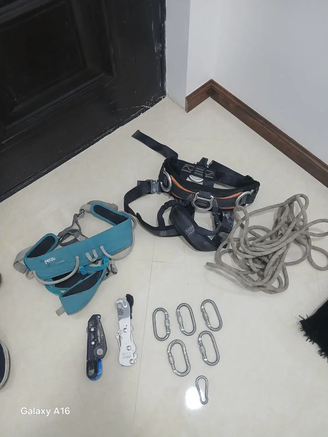 ابزار کار در ارتفاع کوهنوردی و راپل کاری|کوهنوردی و کمپینگ|پردیس, فاز ۸|دیوار